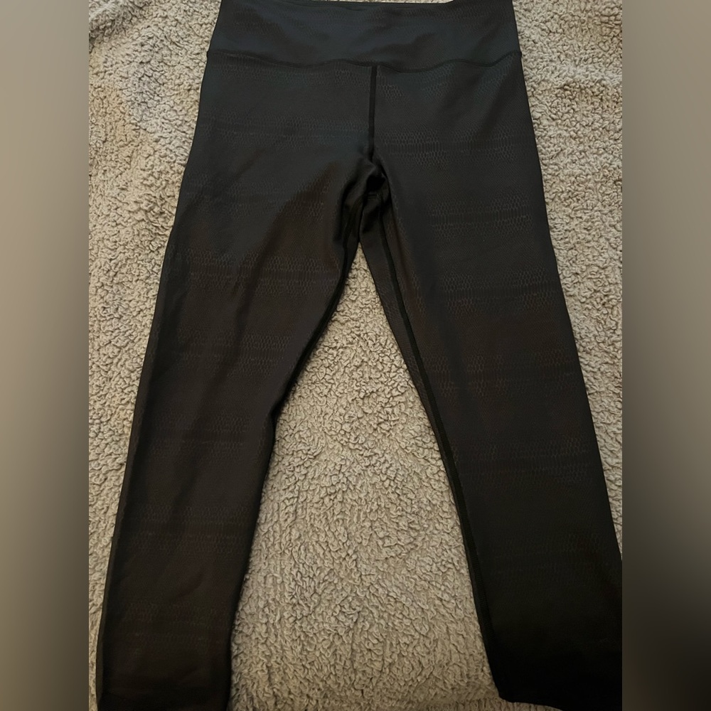 Zyia snake pattern black leggings